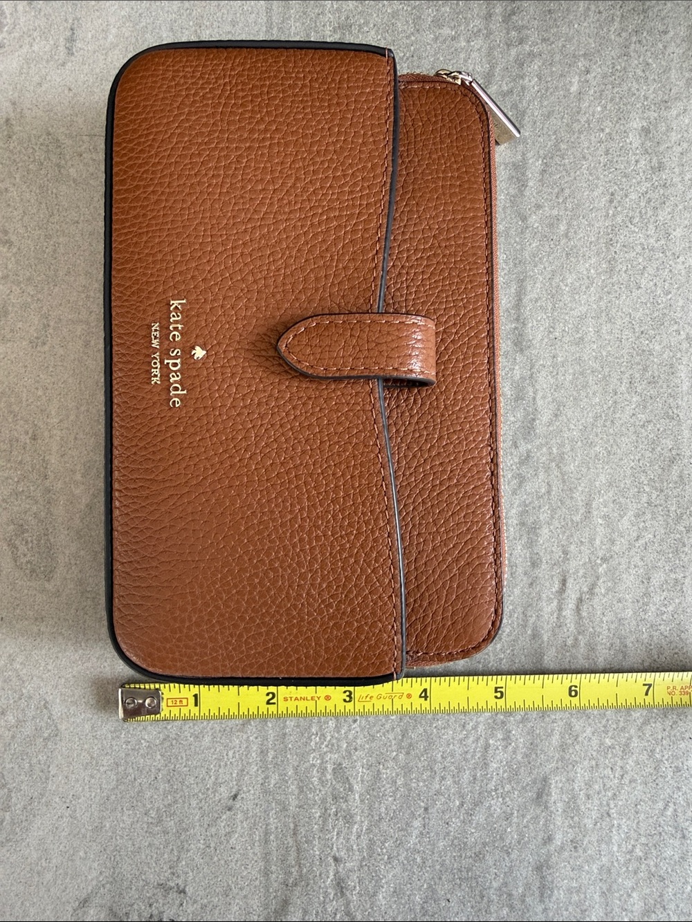 kate spade tan pebbled leather crossbody with gold hardware - Picture 8 of 8